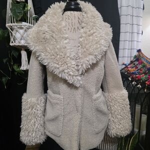 Urban Outfitters Cream Teddy Jacket with Faux Fur Penny Lane Bohemian